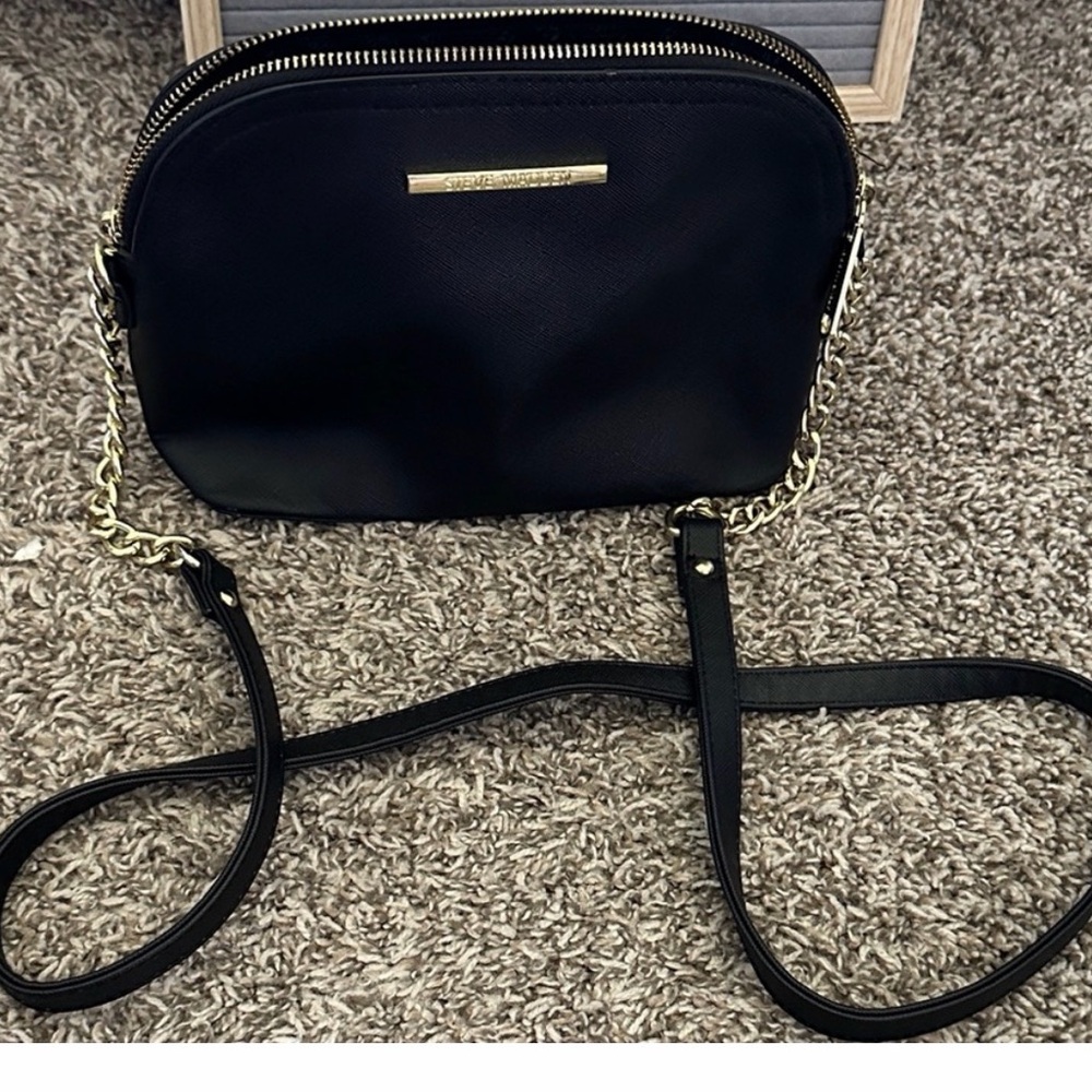 Steve Madden Black Crossbody Bag with Gold Chain Accent